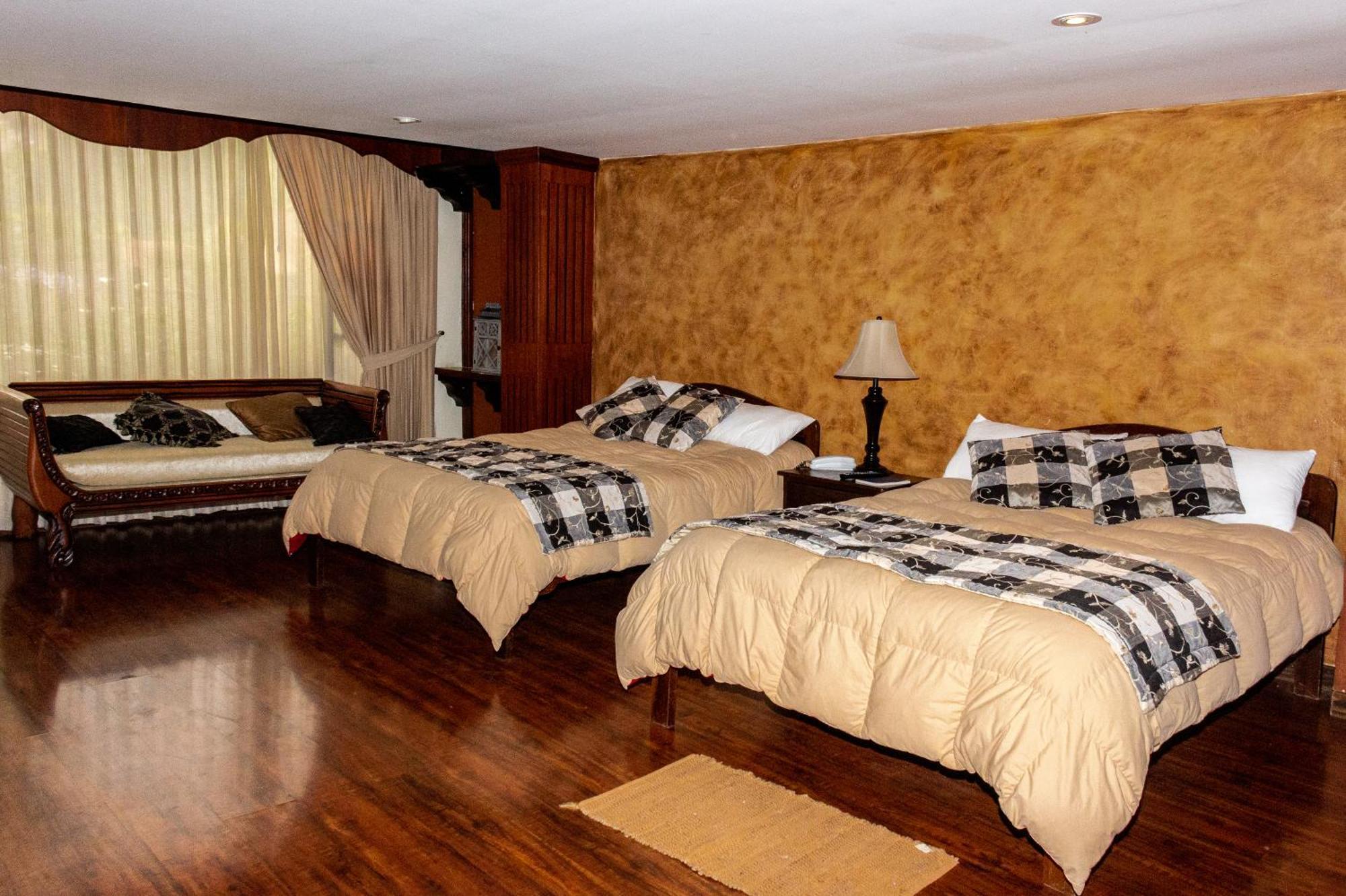 Quinta Loren Hosteria Ambato Extérieur photo